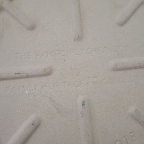 11 In Pampered Chef Stoneware Round Pie Cake Pan Deep Dish Pizza - Picture 4 of 5